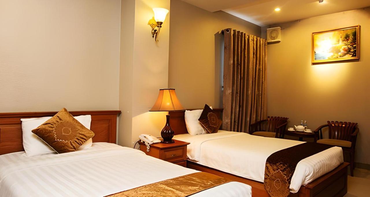 RedDoorz Premium White Lion Hotel Ho-Chi-Minh-Stadt Exterior foto