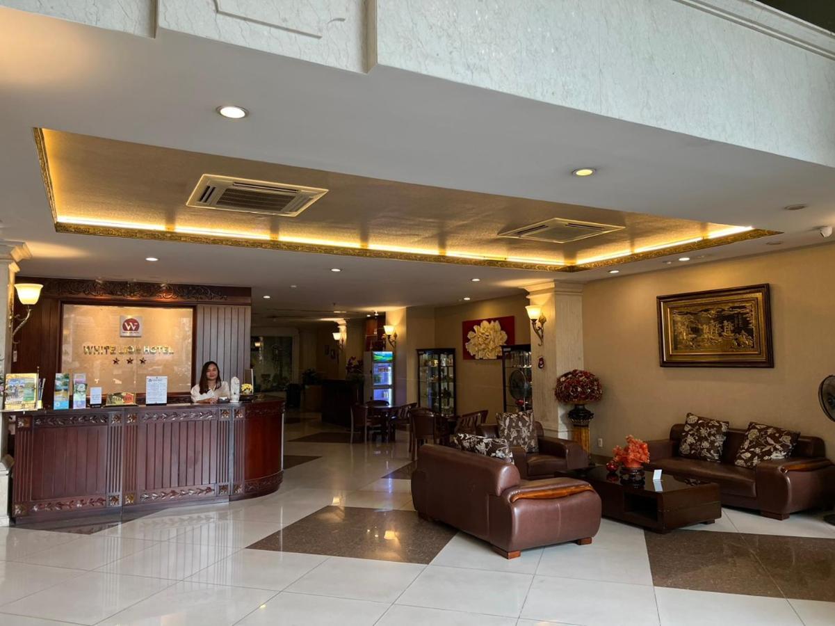 RedDoorz Premium White Lion Hotel Ho-Chi-Minh-Stadt Exterior foto
